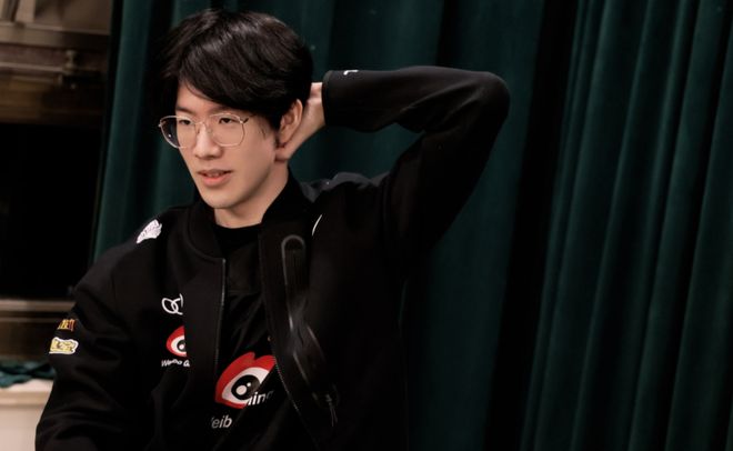 作为世界范 作为世界范