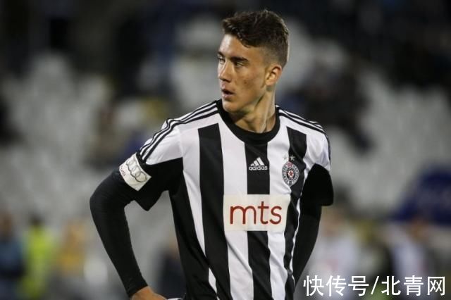 作为前锋 作为前锋